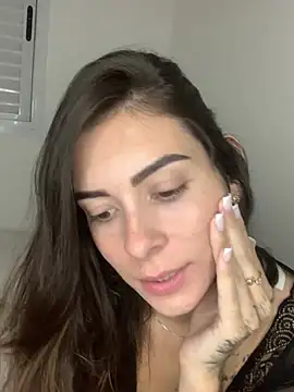 Snapshot of fer-nanda chatting on 04/30/26, 10:03 fer-nanda online show from 04/30/26, 10:03