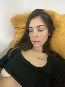 Snapshot of fer-nanda chatting on 05/29/26, 04:10 fer-nanda online show from 05/29/26, 04:10