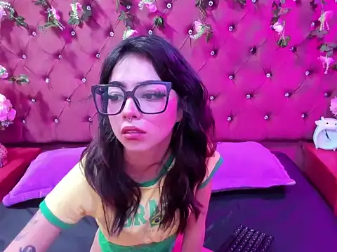  Ivy Luna online show from 01/08/26, 09:06