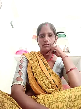 Snapshot of Pirvesh_singh chatting on 11/29/25, 07:44 Pirvesh singh online show from 11/29/25, 07:44