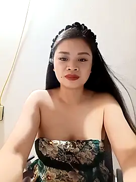 sara-xx online show from 04/04/26, 02:21