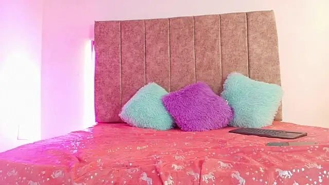 Innocent Dirty online show from 11/14/25, 01:43