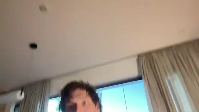 alex islivee online show from 05/07/26, 08:36