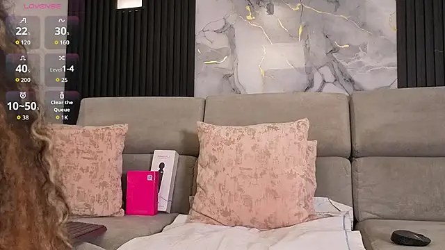 zendayavg online show from 02/02/26, 12:04