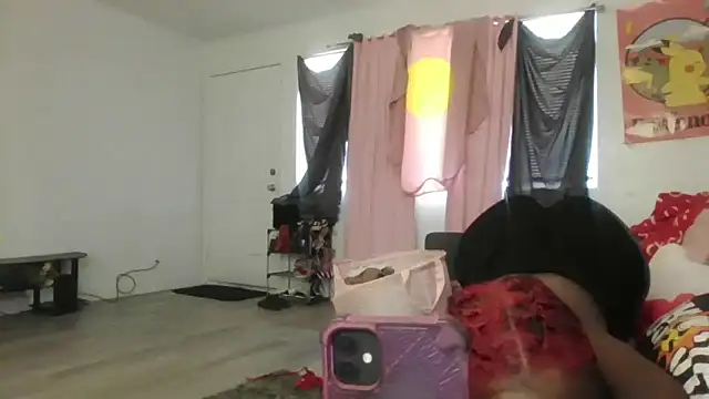 Snapshot of Mistresslucyxxx chatting on 11/23/25, 10:09 Mistresslucyxxx online show from 11/23/25, 10:09