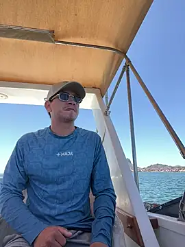 algila08 online show from 04/19/26, 08:00