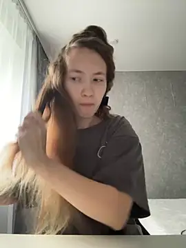 Holy Poly online show from 12/01/25, 08:19