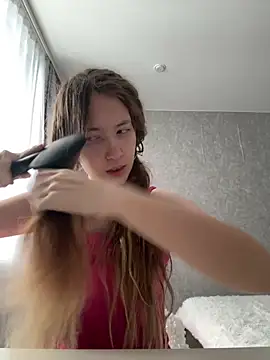 Holy Poly online show from 12/22/25, 08:22