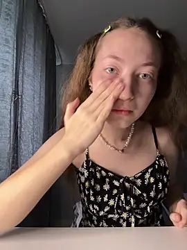 Holy Poly online show from 04/21/26, 05:14