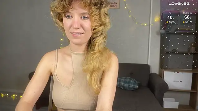 Snapshot of Play_Me_Softly chatting on 12/19/25, 02:57 Play Me Softly online show from 12/19/25, 02:57