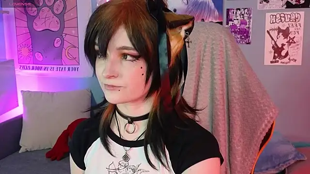 vronnier online show from 04/14/26, 03:18