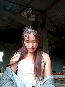 Snapshot of sorry-yeu chatting on 11/17/25, 04:51 sorry-yeu online show from 11/17/25, 04:51