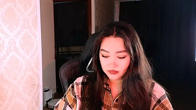 Emma Uilson online show from 12/01/25, 02:27