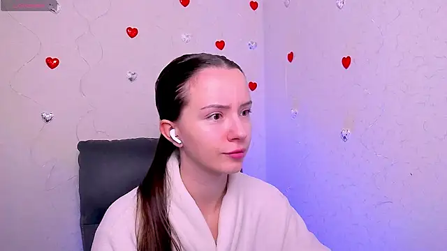 Snapshot of BellaVelure6767 chatting on 06/25/26, 02:22 BellaVelure6767 online show from 06/25/26, 02:22