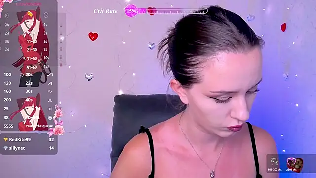Snapshot of BellaVelure6767 chatting on 07/11/26, 11:06 BellaVelure6767 online show from 07/11/26, 11:06