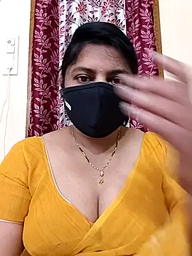 Snapshot of Indian_Telugu_Indhu chatting on 07/07/26, 02:47 Indian Telugu Indhu online show from 07/07/26, 02:47