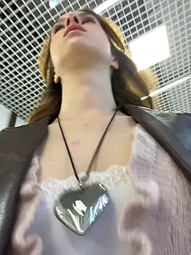 hani obsessed online show from 04/15/26, 10:22