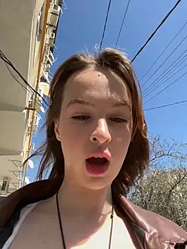 hani obsessed online show from 04/17/26, 10:40