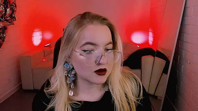 EllaPower online show from 11/15/25, 03:08