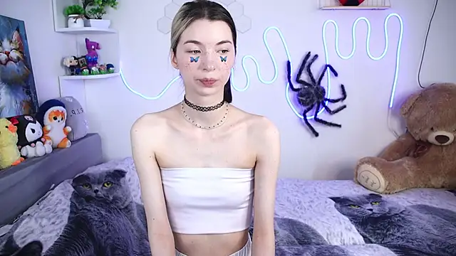 Emmie shy online show from 07/10/26, 12:41