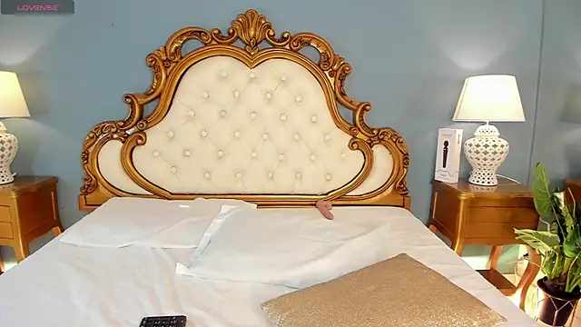 Samantha Bale online show from 04/18/26, 07:07