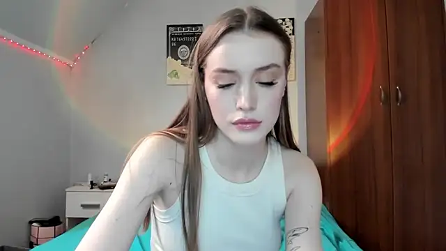 tinyglow online show from 02/20/26, 11:49