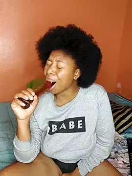 Snapshot of Naive618 chatting on 04/10/26, 11:53 Naive618 online show from 04/10/26, 11:53