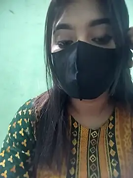 Snapshot of Disha_Nur0 chatting on 02/05/26, 10:03 Disha Nur0 online show from 02/05/26, 10:03