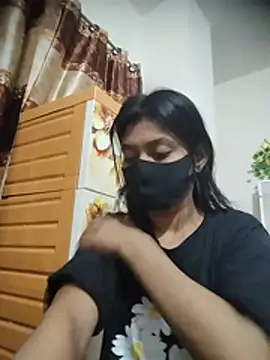 Snapshot of Disha_Nur0 chatting on 07/04/26, 10:05 Disha Nur0 online show from 07/04/26, 10:05