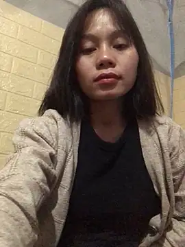 Trangbabylove online show from 12/19/25, 09:38