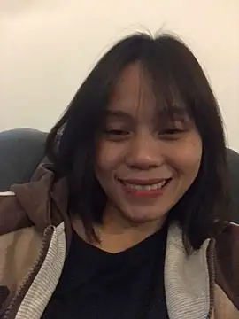 Trangbabylove online show from 12/21/25, 12:56