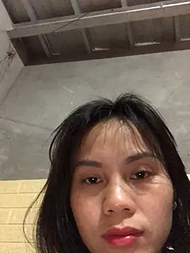 Trangbabylove online show from 02/08/26, 10:46