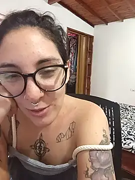 Melinerd online show from 11/21/25, 05:55