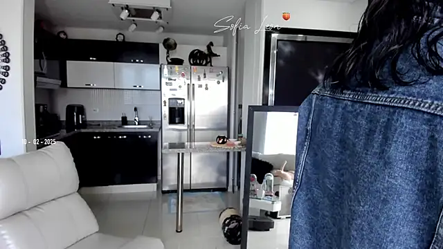 Snapshot of sofiasexhot chatting on 02/10/25, 01:55 sofiasexhot online show from 02/10/25, 01:55