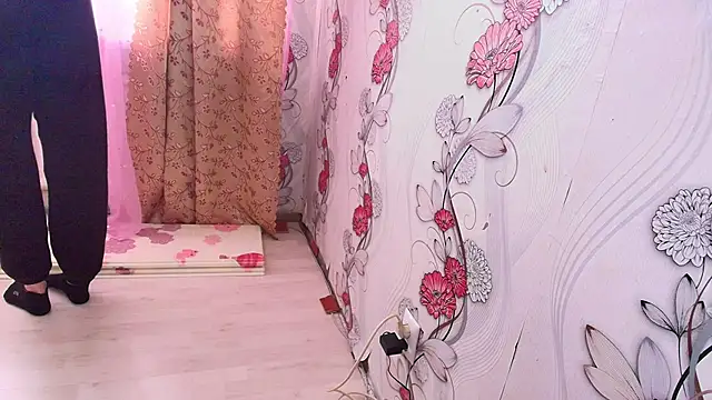 KristinaScott online show from 11/24/25, 09:20