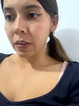 Snapshot of MayaHoffman chatting on 01/10/26, 09:52 MayaHoffman online show from 01/10/26, 09:52