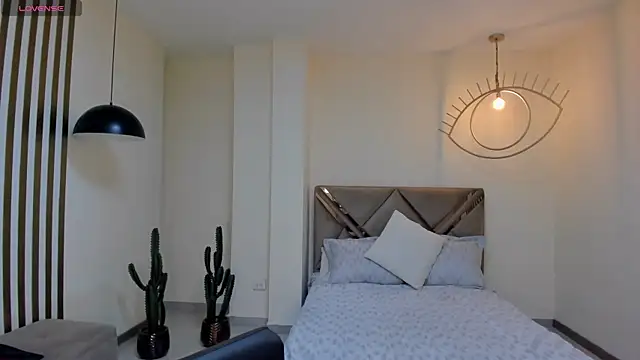 Snapshot of MayaHoffman chatting on 03/02/26, 11:39 MayaHoffman online show from 03/02/26, 11:39