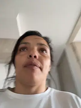 LaraDanverss online show from 04/04/26, 09:01