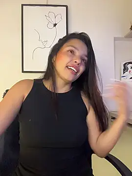 LaraDanverss online show from 04/09/26, 08:25