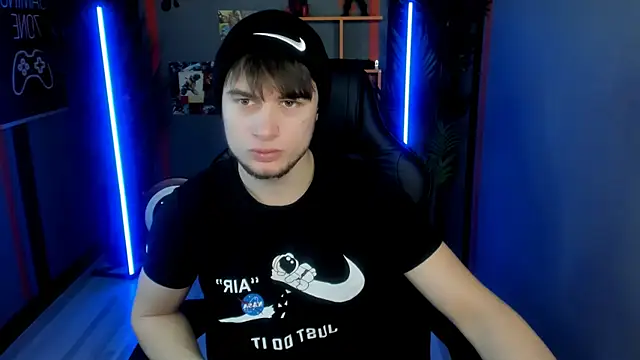 AlejandroEllias online show from 01/18/26, 08:56