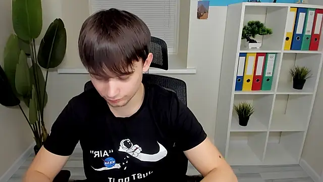 AlejandroEllias online show from 02/03/26, 06:57