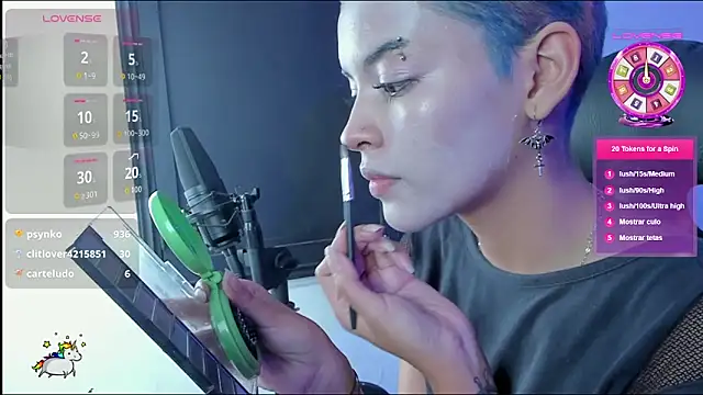 Anny Kiitty online show from 11/20/25, 05:07