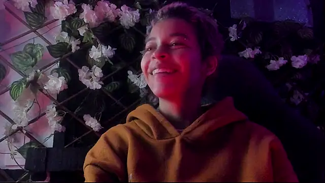 Anny Kiitty online show from 01/08/26, 04:26