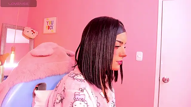 Milu carbajal x online show from 04/17/26, 03:31