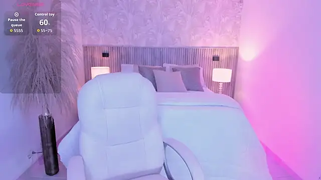 kylie collins online show from 06/06/26, 03:44