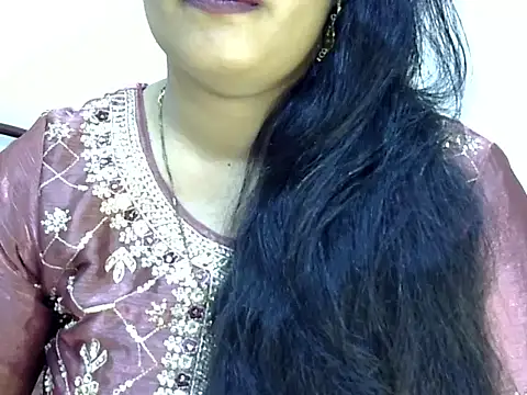 Muskan Jha online show from 04/19/26, 12:59