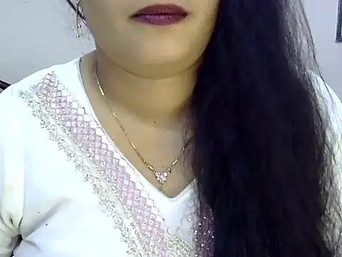 Snapshot of Muskan_Jha chatting on 06/19/26, 02:27 Muskan Jha online show from 06/19/26, 02:27