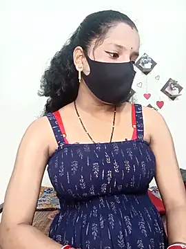 Desi Hot Queen online show from 03/06/26, 02:19