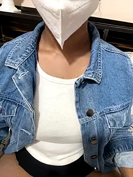 Lilly islive online show from 11/19/25, 09:53