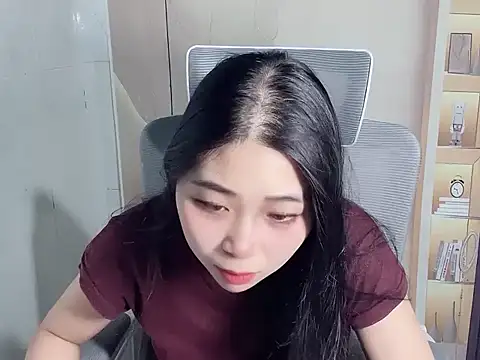 Lousii online show from 12/01/25, 01:21